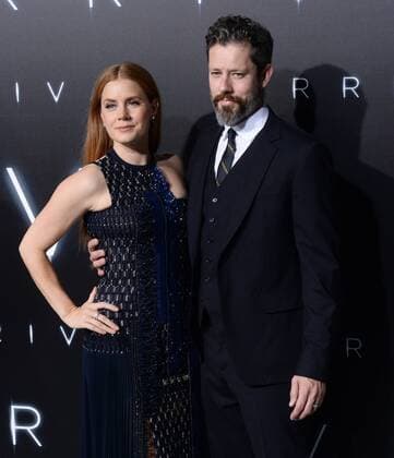 Arrival Filmpremiere in Los Angeles Cast member Amy Adams and her husband, actor Darren Le Gallo attend the premiere of the motion picture sci-fi thriller Arrival at the Regency Village Theatre in the Westwood section of Los Angeles on November 6, 2016. Storyline: When mysterious spacecraft touch down across the globe, an elite team - led by expert linguist Louise Banks (Amy Adams) - are brought together to investigate. As mankind teeters on the verge of global war, Banks and the team race against time for answers - and to find them, she will take a chance that could threaten her life, and quite possibly humanity.  LAP2016110608 JIMxRUYMEN