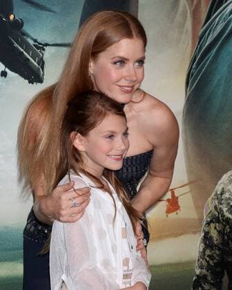 LOS ANGELES - NOV 6: Abigail Pniowsky, Amy Adams at the Arrival Premiere at Village Theater on November 6, 2016 in Westwood, CA  Copyright: xKathyxHutchinsx xIPAx