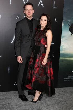 LOS ANGELES - NOV 6: Mark O Brien, Georgina Reilly at the Arrival Premiere at Village Theater on November 6, 2016 in Westwood, CA  Copyright: xKathyxHutchinsx xIPAx