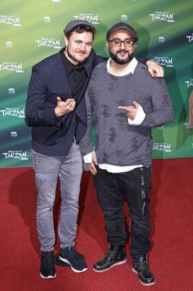 Philipp Laude und Pesch Rumin bei der Premiere des Musicals Tarzan im Stage Metronom Theater. Oberhausen, 06.11.2016 Foto:xC.xHardtx xFuturexImage