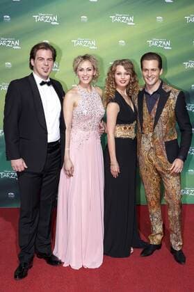 Patrick Stanke, Sabrina Weckerlin, Tessa Sunniva van Tol und Alexander Klaws bei der Premiere des Musicals Tarzan im Stage Metronom Theater. Oberhausen, 06.11.2016 Foto:xC.xHardtx xFuturexImage