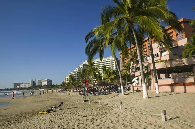 Mexico, Guerrero, Ixtapa. Playa del Palmar  Copyright: xWalterxBibikowx xDanitaxDelimont SA13 WBI0590