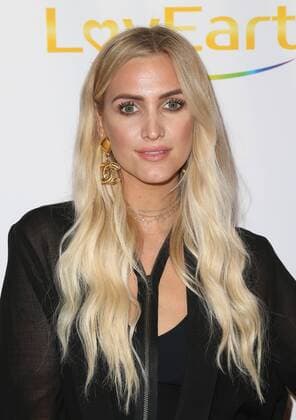 November 7, 2016 - Hollywood, CA, United States - 07 November 2016 - Hollywood, California - Ashlee Simpson. Premiere Of God vs Trump held at The TCL Chinese Theatre. Photo Credit: AdMedia Hollywood United States - ZUMAa123 20161107_zaa_a123_103