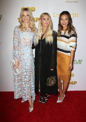 November 7, 2016 - Hollywood, CA, United States - 07 November 2016 - Hollywood, California - Jaime King, Ashlee Simpson, Jaime Chung. Premiere Of God vs Trump held at The TCL Chinese Theatre. Photo Credit: AdMedia Hollywood United States - ZUMAa123 20161107_zaa_a123_137