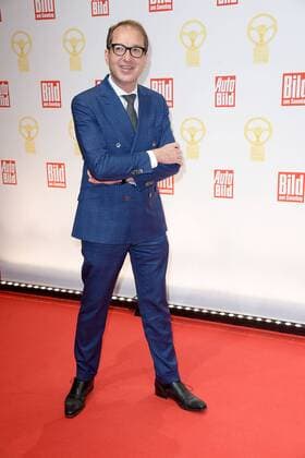 Bilder des Tages Alexander Dobrindt Das Goldene Lenkrad 2016 im Axel-Springer-Haus in Berlin am 08.11.2016