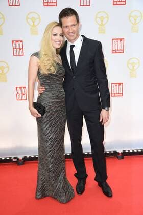 Andrea Kaiser mit Ehemann Sebastien Ogier Das Goldene Lenkrad 2016 im Axel-Springer-Haus in Berlin am 08.11.2016