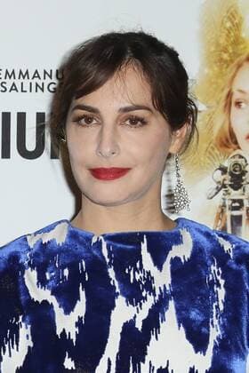 Amira Casar - Photocall Film Planetarium - Paris - 08 11 2016 GwendolineLeGoff Panoramic 