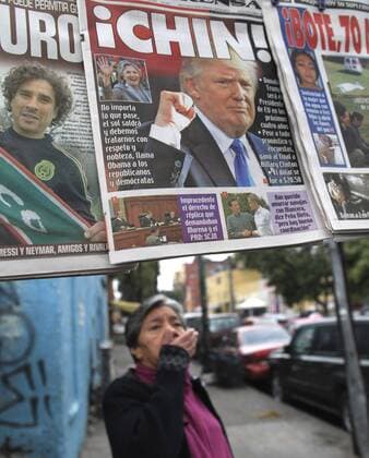 USA-Wahlen - Zeitungen in Mexiko verkünden Trumps Wahlsieg View of the frontpage of the newspapers after the Trump s victory in Guadalajara, Mexico on 09 November 2016. After Donald Trump was confirmed as the US elected President, the price of the Mexican Peso weakened to 20 pesos per dollar. USA elections aftermath in Mexico !ACHTUNG: NUR REDAKTIONELLE NUTZUNG!  20161109-636143103388435026