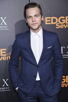 Cast member Alexander Calvert attends the premiere of The Edge of Seventeen held at the Regal LA Live in Los Angeles on November 9, 2016.  LAP20161109101 PHILxMcCARTEN