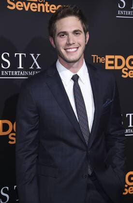 Cast member Blake Jenner attends the premiere of The Edge of Seventeen held at the Regal LA Live in Los Angeles on November 9, 2016.  LAP20161109119 PHILxMcCARTEN