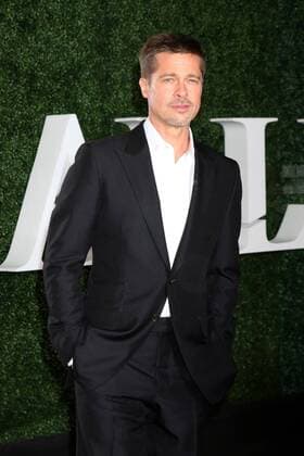 Allied Filmpremiere in Los Angeles LOS ANGELES - NOV 9: Brad Pitt at the Allied Fan Screening at the Village Theater on November 9, 2016 in Westwood, CA  Copyright: xKathyxHutchinsx xIPAx