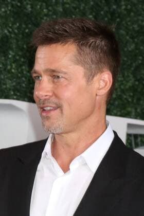 Allied Filmpremiere in Los Angeles LOS ANGELES - NOV 9: Brad Pitt at the Allied Fan Screening at the Village Theater on November 9, 2016 in Westwood, CA  Copyright: xKathyxHutchinsx xIPAx