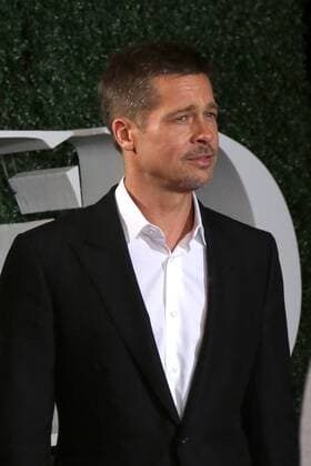 Allied Filmpremiere in Los Angeles LOS ANGELES - NOV 9: Brad Pitt at the Allied Fan Screening at the Village Theater on November 9, 2016 in Westwood, CA  Copyright: xKathyxHutchinsx xIPAx