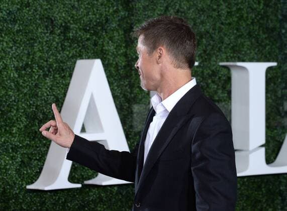 Allied Filmpremiere in Los Angeles Cast member Brad Pitt attends the premiere of the motion picture romantic war thriller Allied at the Regency Village Theatre in the Westwood section of Los Angeles. Storyline: In 1942, an intelligence officer in North Africa encounters a female French Resistance fighter on a deadly mission behind enemy lines. When they reunite in London, their relationship is tested by the pressures of war.  LAP2016110915 JIMxRUYMEN