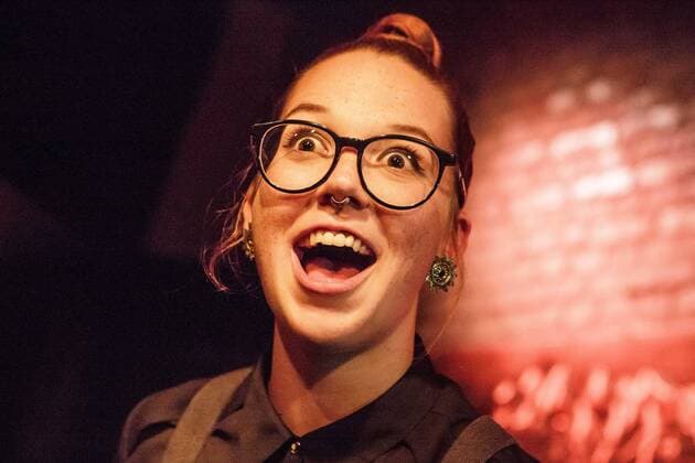 Buchpremiere: Myriam von M stellt am 08.11.2016 im Bassy Club in Berlin ihr Buch - Fuck Cancer - vor. Stefanie Heinzmann spielt im Rahmen der Buchpremiere ein Unplugged-Konzert. Buchpremiere - Myriam von M in Berlin