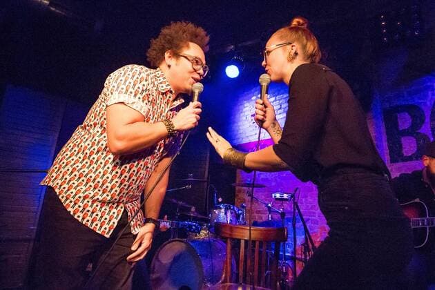 Buchpremiere: Myriam von M stellt am 08.11.2016 im Bassy Club in Berlin ihr Buch - Fuck Cancer - vor. v.l. Marc Sway, Stefanie Heinzmann spielen im Rahmen der Buchpremiere ein Unplugged-Konzert. Buchpremiere - Myriam von M in Berlin