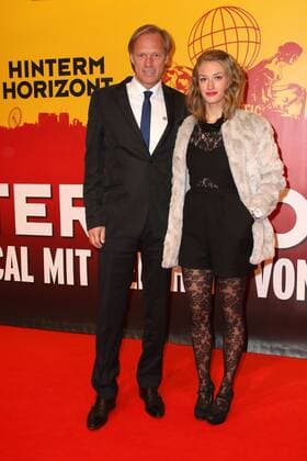 Gerhard Delling und seine Tochter Katharina bei der Hinterm Horizont Musical Premiere am 10.11.2016 in Hamburg Hinterm Horizont Musical Premiere in Hamburg, 2016 