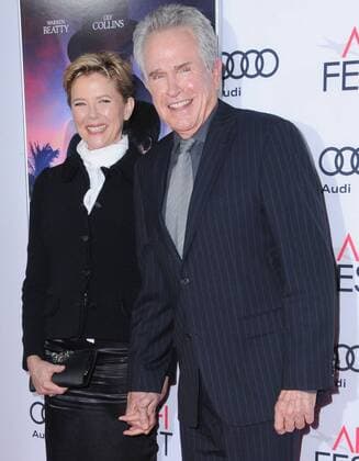 AFI Fest - Filmpremiere Rules Dont Apply November 10, 2016 - Hollywood, CA, United States - 10 November 2016 - Hollywood, California. Annette Bening, Warren Beatty. AFI FEST 2016 - Opening Night Premiere Of Rules Don t Apply held at TCL Chinese Theater. Photo Credit: AdMedia Hollywood United States - ZUMAa123 20161110_zaa_a123_018
