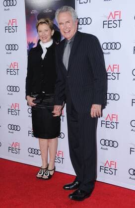 AFI Fest - Filmpremiere Rules Dont Apply November 10, 2016 - Hollywood, CA, United States - 10 November 2016 - Hollywood, California. Annette Bening, Warren Beatty. AFI FEST 2016 - Opening Night Premiere Of Rules Don t Apply held at TCL Chinese Theater. Photo Credit: AdMedia Hollywood United States - ZUMAa123 20161110_zaa_a123_022