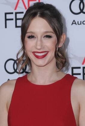 AFI Fest - Filmpremiere Rules Dont Apply November 10, 2016 - Hollywood, CA, United States - 10 November 2016 - Hollywood, California. Taissa Farmiga. AFI FEST 2016 - Opening Night Premiere Of Rules Don t Apply held at TCL Chinese Theater. Photo Credit: AdMedia Hollywood United States - ZUMAa123 20161110_zaa_a123_054