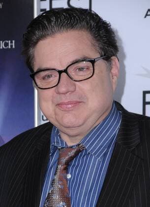AFI Fest - Filmpremiere Rules Dont Apply November 10, 2016 - Hollywood, CA, United States - 10 November 2016 - Hollywood, California. Oliver Platt. AFI FEST 2016 - Opening Night Premiere Of Rules Don t Apply held at TCL Chinese Theater. Photo Credit: AdMedia Hollywood United States - ZUMAa123 20161110_zaa_a123_100