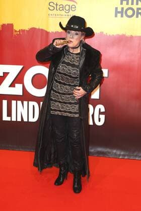 Tanja Schumann bei der Premiere des Musicals Hinterm Horizont im Operettenhaus. Hamburg, 10.11.2016 Foto:xH.xHartmannx xFuturexImage