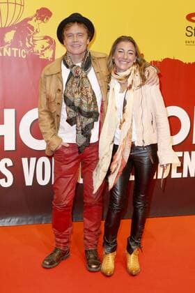 Alexander Sascha Wussow mit Begleitung bei der Premiere des Musicals Hinterm Horizont im Operettenhaus. Hamburg, 10.11.2016 Foto:xH.xHartmannx xFuturexImage