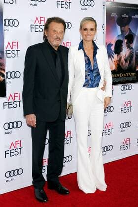 Johnny Hallyday und seine Ehefrau Laeticia Hallyday bei der Rules Don t Apply Filmpremiere im Rahmen der Opening Night vom AFI Fest am 10.11.2016 in Los Angeles AFI FEST 2016 Presented By Audi - Opening Night - Premiere of Rules Don t Apply in Hollywood, Los Angeles 