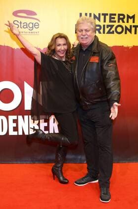 Klaus Baumgart mit Gattin Ilona bei der Premiere des Musicals Hinterm Horizont im Operettenhaus. Hamburg, 10.11.2016 Foto:xgbrcix xFuturexImage
