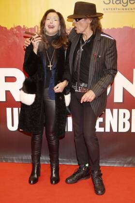 Vicky Leandros und Udo Lindenberg bei der Premiere des Musicals Hinterm Horizont im Operettenhaus. Hamburg, 10.11.2016 Foto:xgbrcix xFuturexImage