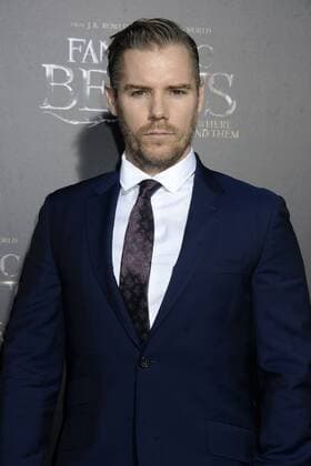Josh Cowdery bei der Weltpremiere des Kinofilms Fantastic Beasts and Where to Find Them Phantastische Tierwesen und wo sie zu finden sind in derAlice Tully Hall im Lincoln Center. New York, 10.11.2016 Foto:xD.xVanxTinex xFuturexImage