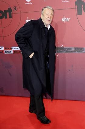Günter Lamprecht bei der Premiere des 1000. Tatort-Krimis Taxi nach Leipzig im Cinemaxx Dammtor. Hamburg, 11.11.2016 Foto:xH.xHartmannx xFuturexImage