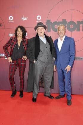 Ulrike Folkerts, Dietmar Bär und Klaus J. Behrendt bei der Premiere des 1000. Tatort-Krimis Taxi nach Leipzig im Cinemaxx Dammtor. Hamburg, 11.11.2016 Foto:xH.xHartmannx xFuturexImage