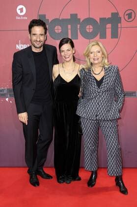 Oliver Mommsen, Camilla Renschke und Sabine Postel bei der Premiere des 1000. Tatort-Krimis Taxi nach Leipzig im Cinemaxx Dammtor. Hamburg, 11.11.2016 Foto:xH.xHartmannx xFuturexImage