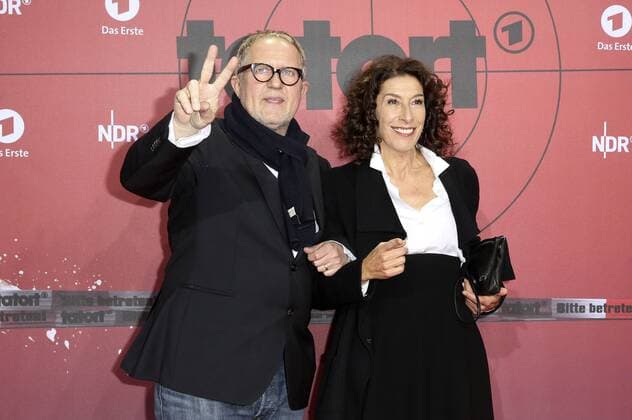 Harald Krassnitzer und Adele Neuhauser bei der Premiere des 1000. Tatort-Krimis Taxi nach Leipzig im Cinemaxx Dammtor. Hamburg, 11.11.2016 Foto:xH.xHartmannx xFuturexImage