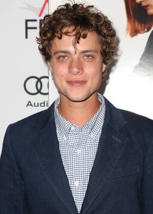 November 11, 2016 - Hollywood, CA, United States - 11 November 2016 - Hollywood, California - Douglas Smith. AFI FEST 2016 Presented By Audi - Premiere Of EuropaCorp USA s Miss Sloane held at The TCL Chinese 6 Theatres. Photo Credit: AdMedia Hollywood United States - ZUMAa123 20161111_zaa_a123_203