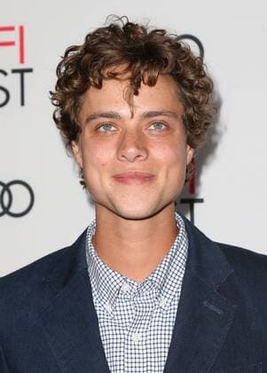 November 11, 2016 - Hollywood, CA, United States - 11 November 2016 - Hollywood, California - Douglas Smith. AFI FEST 2016 Presented By Audi - Premiere Of EuropaCorp USA s Miss Sloane held at The TCL Chinese 6 Theatres. Photo Credit: AdMedia Hollywood United States - ZUMAa123 20161111_zaa_a123_208