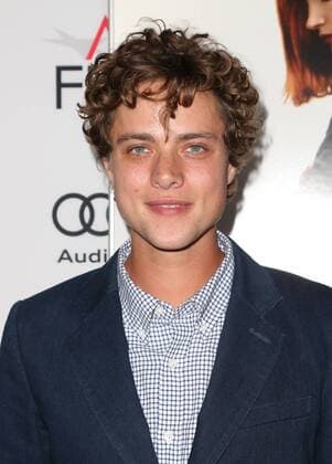 November 11, 2016 - Hollywood, CA, United States - 11 November 2016 - Hollywood, California - Douglas Smith. AFI FEST 2016 Presented By Audi - Premiere Of EuropaCorp USA s Miss Sloane held at The TCL Chinese 6 Theatres. Photo Credit: AdMedia Hollywood United States - ZUMAa123 20161111_zaa_a123_220