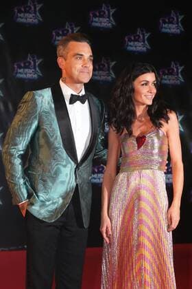 213403 Francois Glories Starface 2016-11-12 Cannes France NRJ Music Awards 2016. FRANCE Cannes 12-11-2016. The English singer Robbie Williams and the French singer Jenifer arrive on the red carpet for 18th NRJ Music Awards in Cannes (South of France).  Copyright: xFrancoisxGloriesx xStarfacex STAR_213403_180