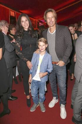 Michael Meziani mit Ehefrau Anja und Sohn Mika bei der Cornelia Poletto Palazzo Gala Premiere im Spiegelsaal auf dem Deichtorplatz. Hamburg, 12.11.2016 Foto:xgbrcix xFuturexImage