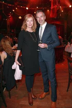 Dirk Steffens mit Ehefrau bei der Cornelia Poletto Palazzo Gala Premiere im Spiegelsaal auf dem Deichtorplatz. Hamburg, 12.11.2016 Foto:xgbrcix xFuturexImage
