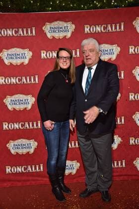 Hans Meiser mit Tochter Anouk bei der Premiere am 13.11.2016 in Köln der Roncalli Dinnershow Panem et Circenses. Deutschlands erste Dinnershow im historischen Spiegelzelt kehrt nach 25 Jahren zurück nach Köln und beendet somit das 40. Jubiläumsjahr von Roncalli in der Domstadt
