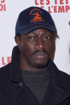 Filmpremiere Les tetes de L Emploi in Paris Marco Prince CELEBRITES : Avant premiere Tete de l Emploi - 14 11 2016 JBAutissier Panoramic 