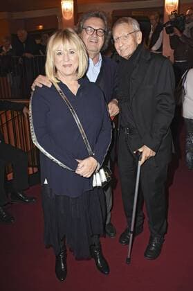 Patricia Riekel, Helmut Markwort und Gast bei der Premiere des Theaterstücks Das Lächeln der Frauen in der Komödie im Bayerischen Hof. München, 14.11.2016 Foto:xP.xSchönbergerx xFuturexImage