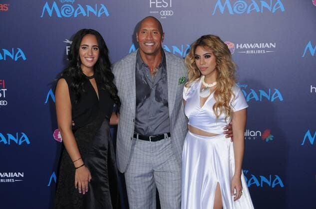 November 14, 2016 - Hollywood, CA, United States - 14 November 2016 - Hollywood, California. Simone Alexandra Johnson, Dwayne Johnson, Dinah Jane Hansen. AFI FEST 2016 Presented By Audi - Premiere Of Disney s Moana held at TCL Chinese Theater. Photo Credit: AdMedia Hollywood United States - ZUMAa123 20161114_zaa_a123_172