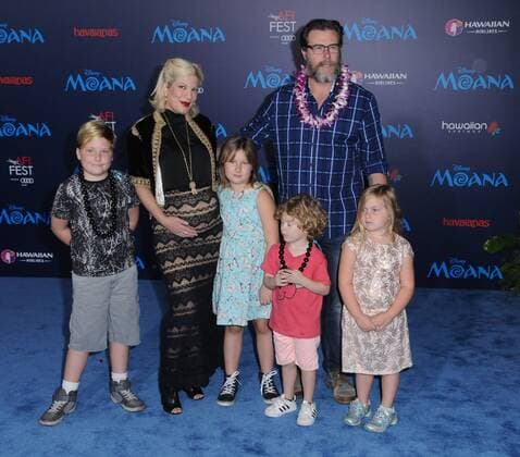 November 14, 2016 - Hollywood, CA, United States - 14 November 2016 - Hollywood, California. Tori Spelling, Dean McDermott. AFI FEST 2016 Presented By Audi - Premiere Of Disney s Moana held at TCL Chinese Theater. Photo Credit: AdMedia Hollywood United States - ZUMAa123 20161114_zaa_a123_241