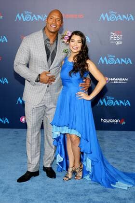 Dwayne Johnson und Auli i Cravalho bei der Moana Film Premiere am 14.11.2016 im Rahmen vom AFI Fest in Hollywood, Los Angeles AFI FEST 2016 Presented By Audi - Premiere Of Disney s Moana in Hollywood, Los Angeles 