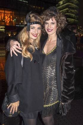 Susan Sideropoulos und Isabell Horn bei der Premiere des Kinofilms Phantastische Tierwesen und wo sie zu finden sind im CineStar Sony Center. Berlin, 15.11.2016 Foto:xK.xWernerx xFuturexImage