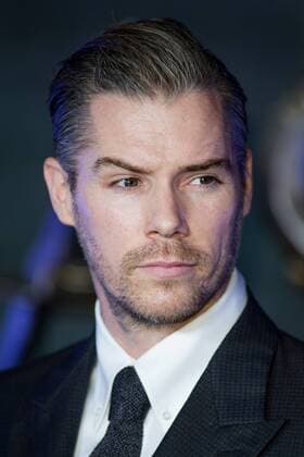 Josh Cowdery bei der Europapremiere des Kinofilms Fantastic Beasts and Where to Find Them Phantastische Tierwesen und wo sie zu finden sind im Odeon Leicester Square. London, 15.11.2016 Foto:xJ.xSpicerx xFuturexImage