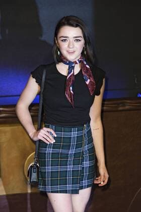 Maisie Williams bei der Europapremiere des Kinofilms Fantastic Beasts and Where to Find Them Phantastische Tierwesen und wo sie zu finden sind im Odeon Leicester Square. London, 15.11.2016 Foto:xJ.xSpicerx xFuturexImage